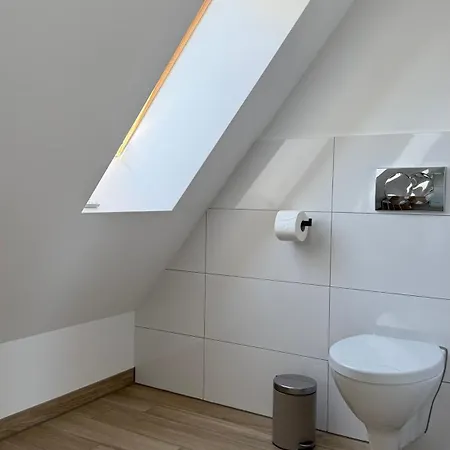 Exklusive Maisonette-wohnung Am Rande Von Freiburg Im Breisgau شقة *