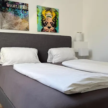 Exklusive Maisonette-wohnung Am Rande Von Freiburg Im Breisgau 美泽森