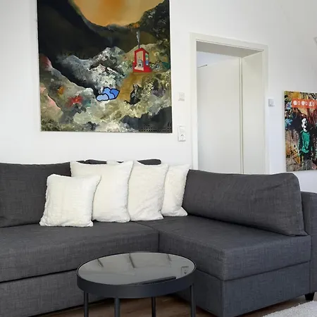 Exklusive Maisonette-wohnung Am Rande Von Freiburg Im Breisgau * ميرتْسهاوزن