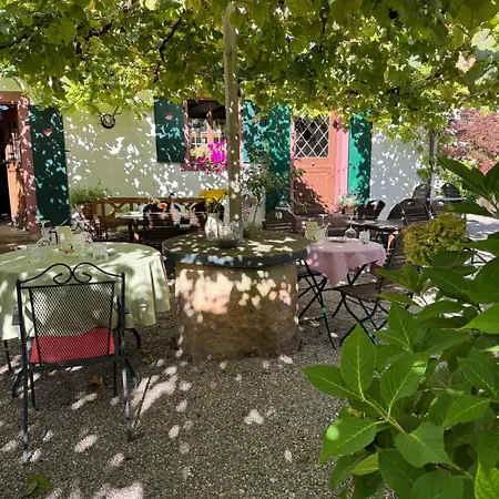 Exklusive Maisonette-wohnung Am Rande Von Freiburg Im Breisgau Merzhausen